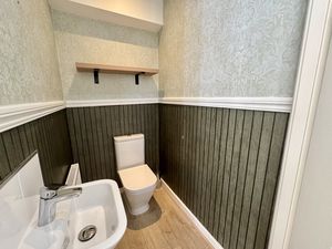 Ground Floor WC- click for photo gallery